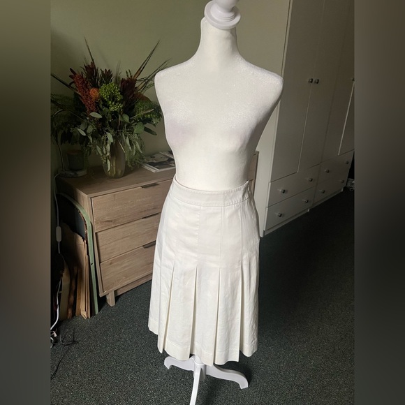 White Cotton Box Pleated Knee-Length High-Waist Modest Skirt Stitching Detail S - Picture 4 of 16